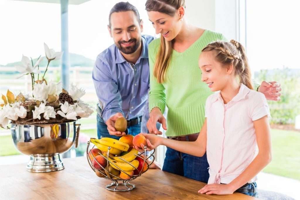 9 healthy habits to start right away and save money