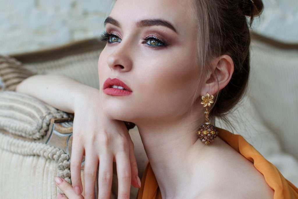 8 beauty hacks to help you start your day with confidence